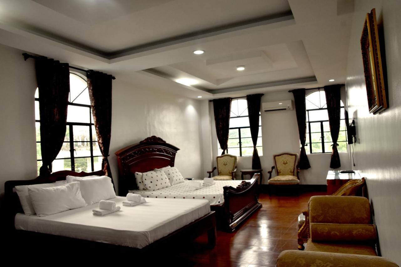 Isla De Oro Hotel Mamburao Εξωτερικό φωτογραφία