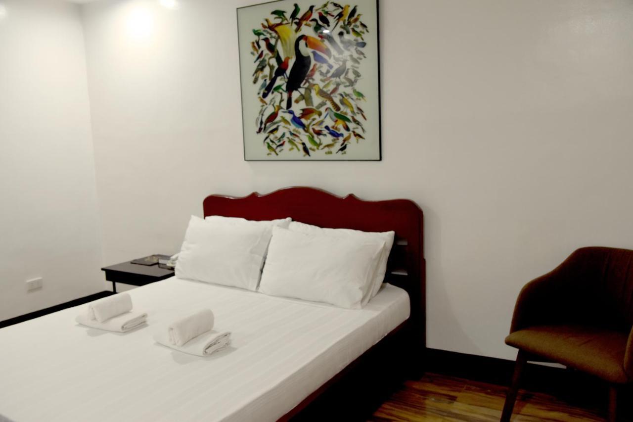 Isla De Oro Hotel Mamburao Εξωτερικό φωτογραφία