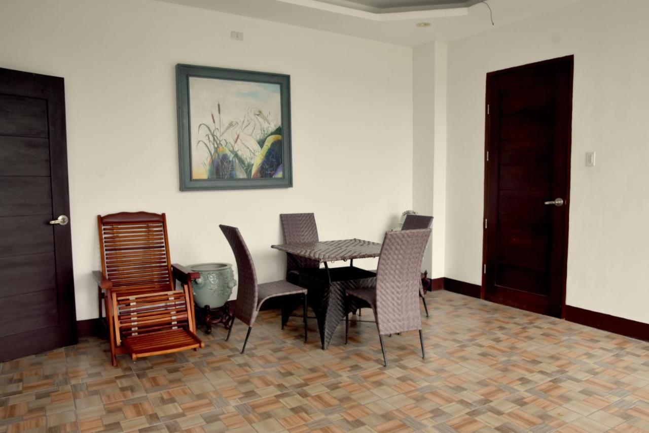 Isla De Oro Hotel Mamburao Εξωτερικό φωτογραφία