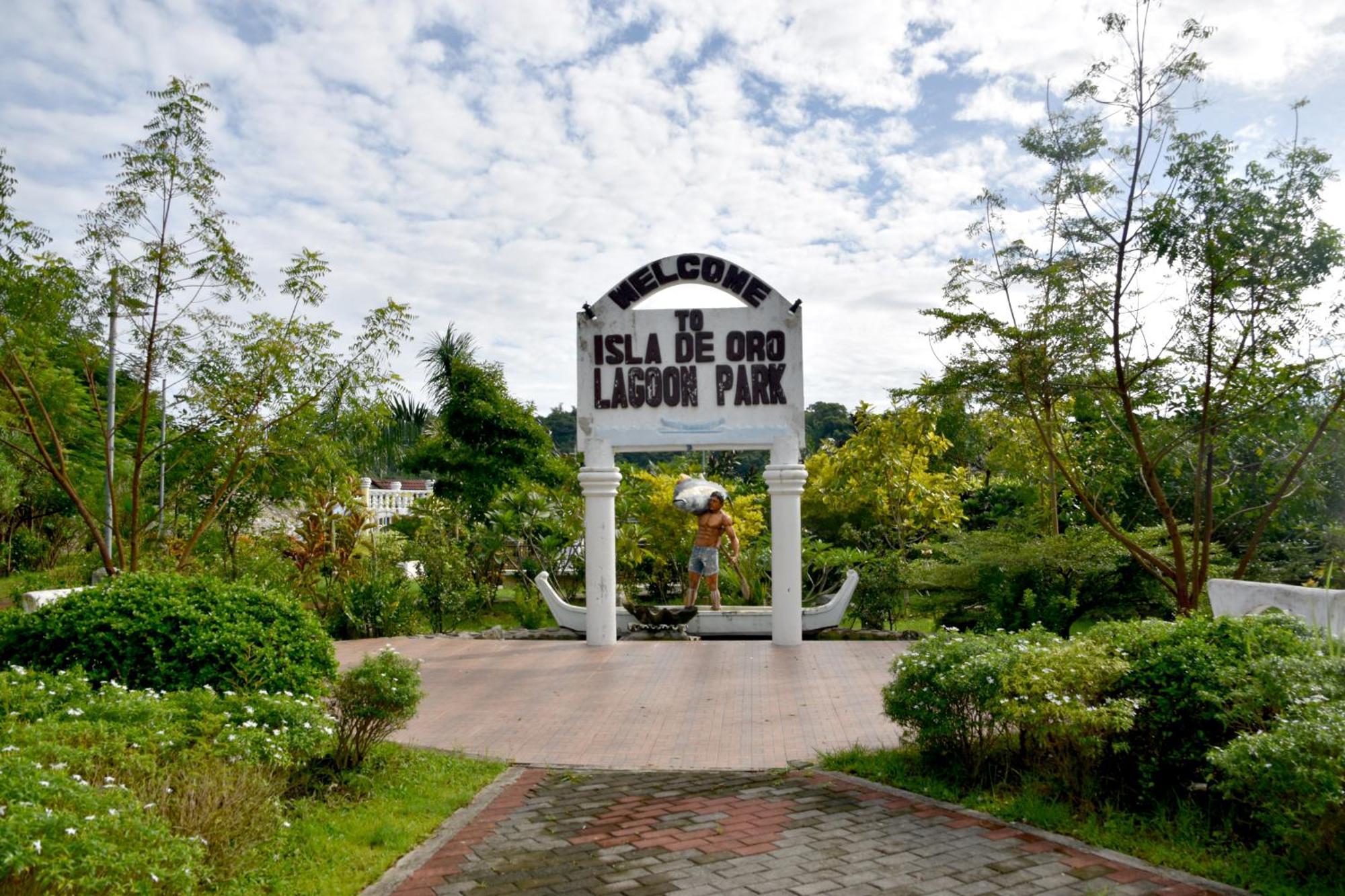 Isla De Oro Hotel Mamburao Εξωτερικό φωτογραφία